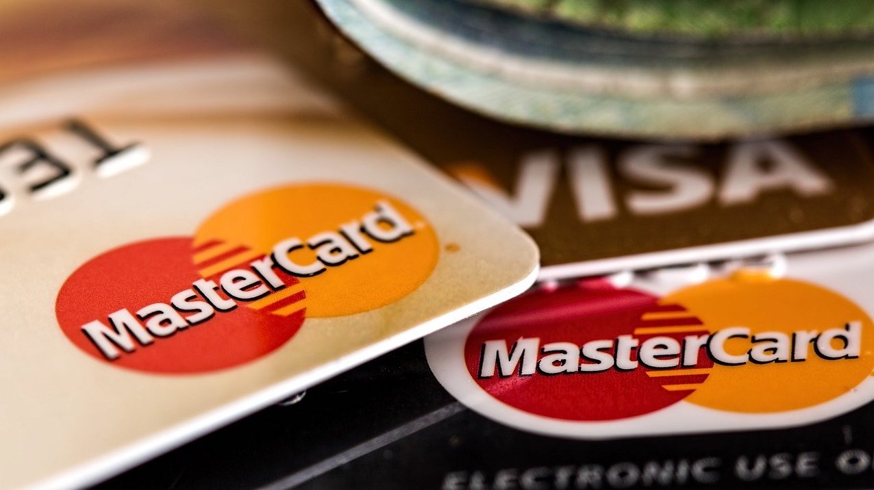 21 Credit Card Secrets Companies Don’t Want You To Know