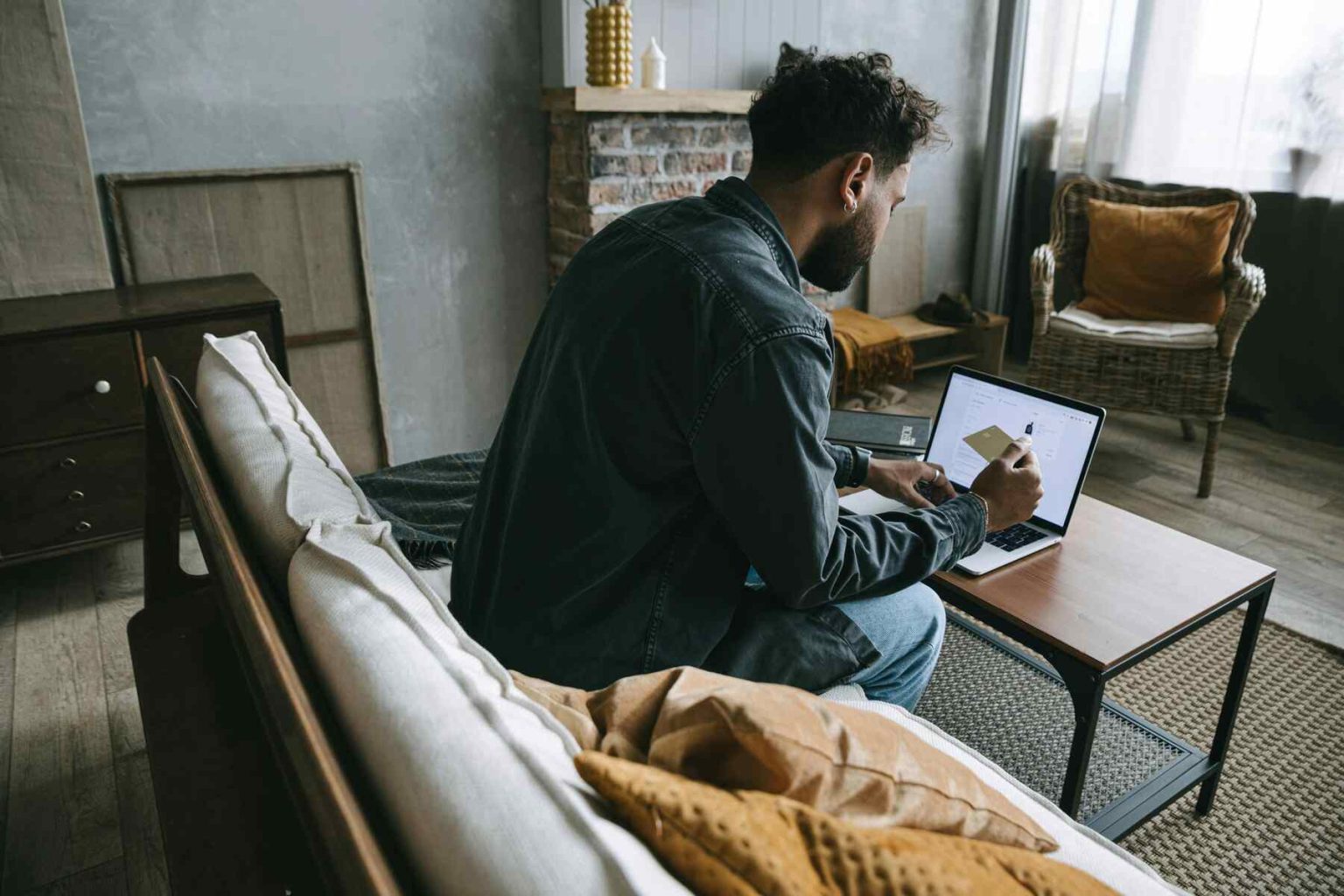 Best Capital One Credit Cards for Beginners [2024 Review] - Expensivity